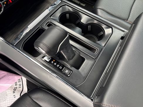 Used 2024 Ford F150 Lariat w/ Equipment Group 502A High image 25