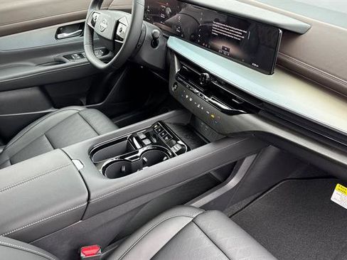 New 2025 Nissan Murano Platinum w/ Cargo Package image 18