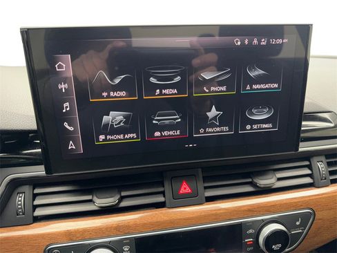 Used 2023 Audi A4 2.0T Premium w/ Convenience Package image 58