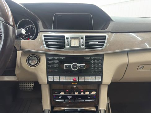 Used 2014 Mercedes-Benz E 350 Sedan image 13