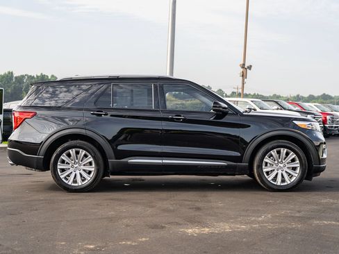 Certified 2021 Ford Explorer Limited w/ Hybrid Equipment Group 310A RWD image 8