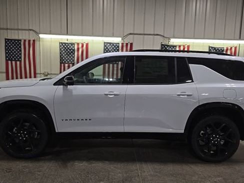 New 2026 Chevrolet Traverse RS w/ LPO, Floor Liner Package AWD/4WD image 3