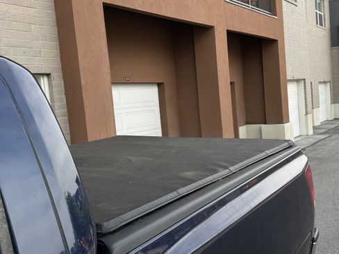 Used 2010 Nissan Titan SE w/ SE Value Truck Pkg AWD/4WD image 13