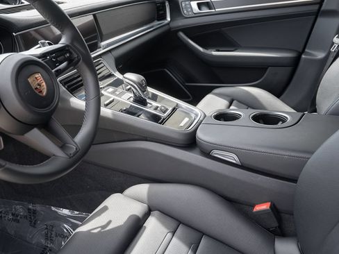 Used 2023 Porsche Panamera Platinum Edition RWD image 35
