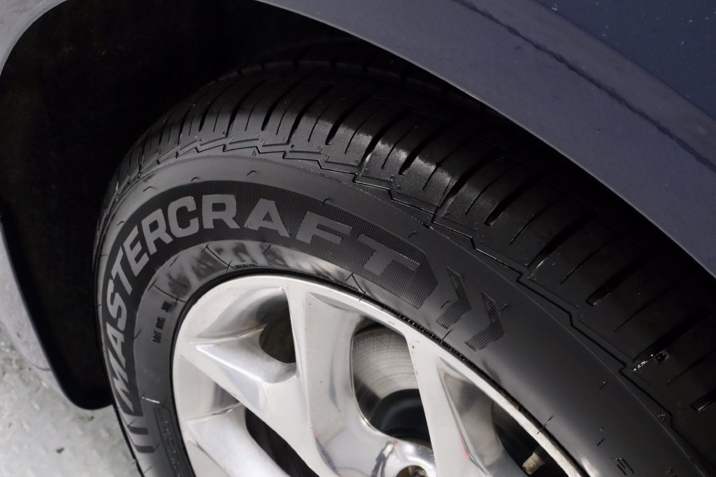 Used 2019 Chrysler Pacifica Limited FWD image 18