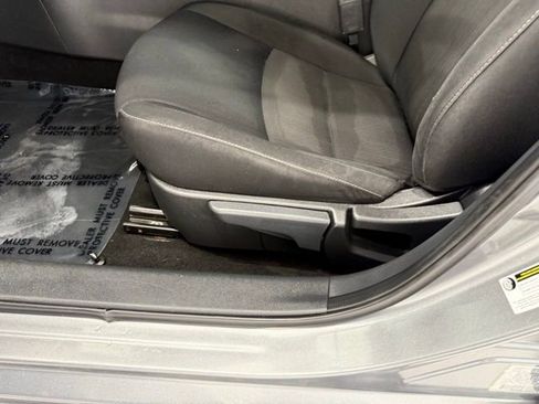 Used 2022 Nissan Sentra SV image 12