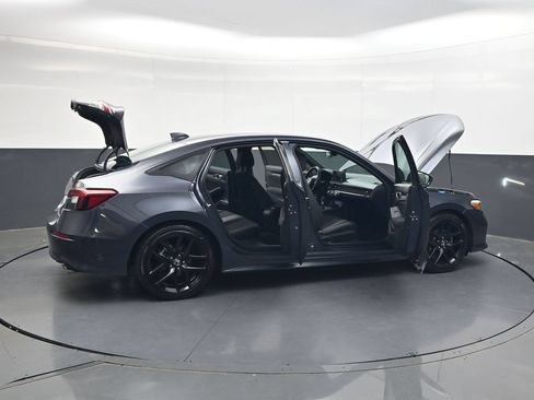 Used 2025 Honda Civic Sport image 36