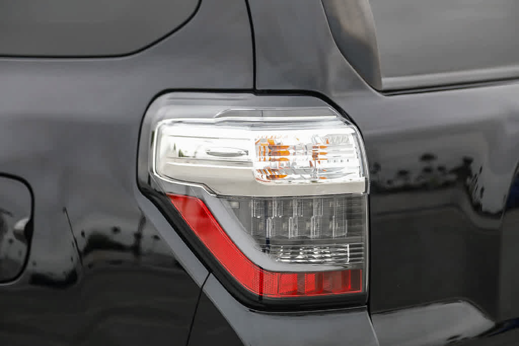 Used 2023 Toyota 4Runner Limited RWD image 8
