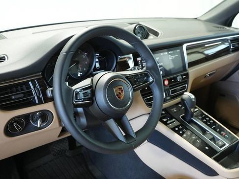New 2026 Porsche Macan S image 4