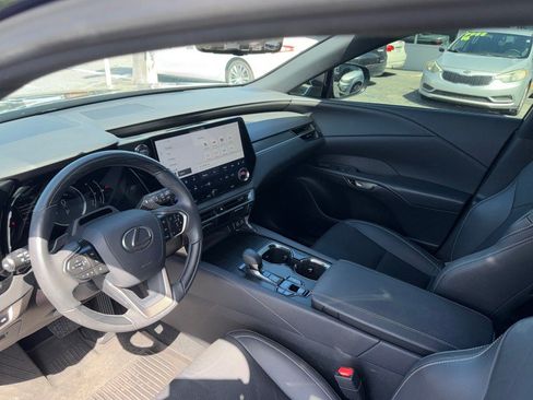 Used 2023 Lexus RX 350 w/ Accessory Package (2T) AWD/4WD image 3