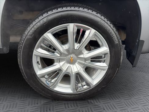 Used 2024 Chevrolet Silverado 1500 High Country w/ High Country Premium Package image 27