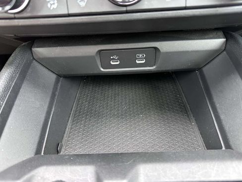 Used 2023 Honda Accord EX image 24