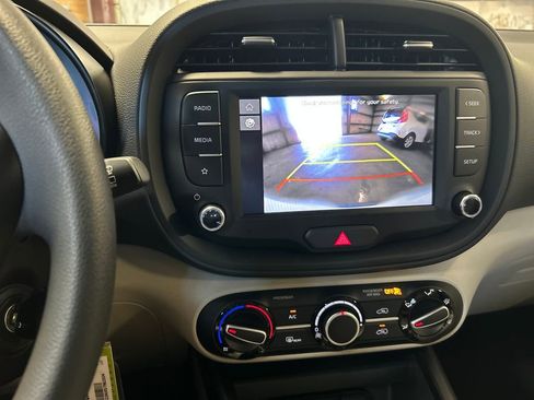 New 2025 Kia Soul LX image 32