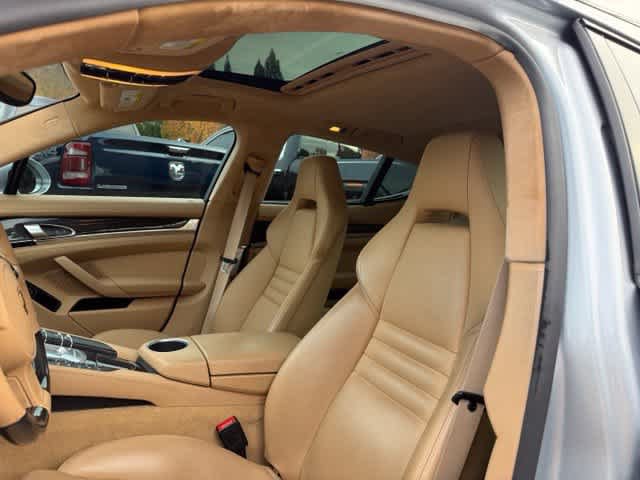 Used 2015 Porsche Panamera GTS AWD/4WD image 13