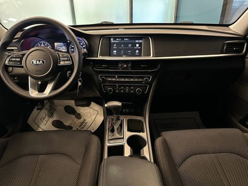 Used 2019 Kia Optima LX FWD image 9
