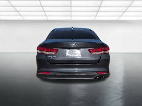 Used 2017 Kia Optima LX image 25