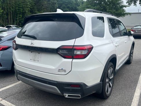 Certified 2023 Honda Pilot Elite image 4