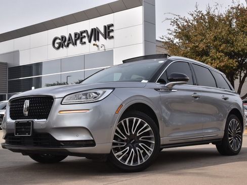 Used 2021 Lincoln Corsair Reserve w/ Equipment Group 201A image 2