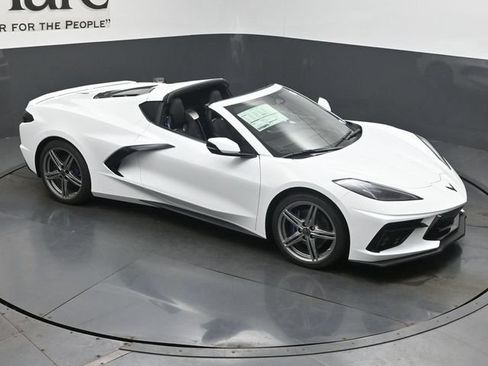 New 2027 Chevrolet Corvette Stingray Coupe w/ 2LT RWD image 20