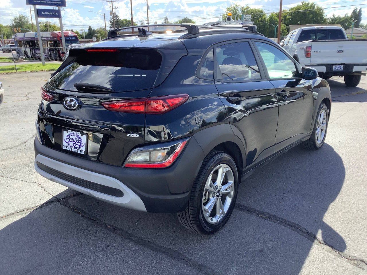 Used 2022 Hyundai Kona SEL AWD/4WD image 12