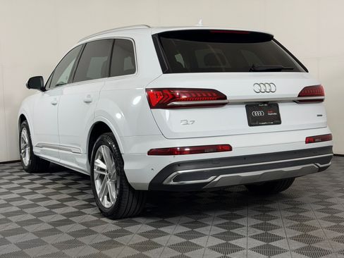 Used 2024 Audi Q7 3.0T Premium Plus w/ Premium Plus Package AWD/4WD image 3