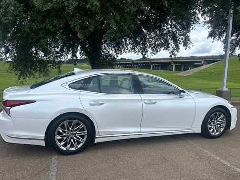 Used 2018 Lexus LS 500 w/ Interior Upgrade Package RWD image 5
