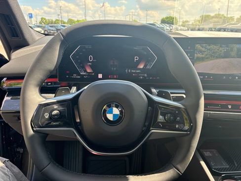 New 2026 BMW 530i xDrive AWD/4WD image 12