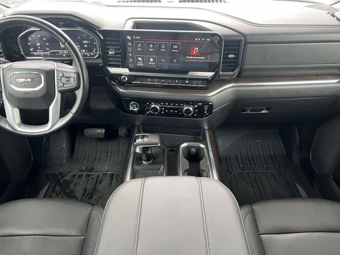 Used 2023 GMC Sierra 1500 SLT w/ SLT Convenience Package AWD/4WD image 30
