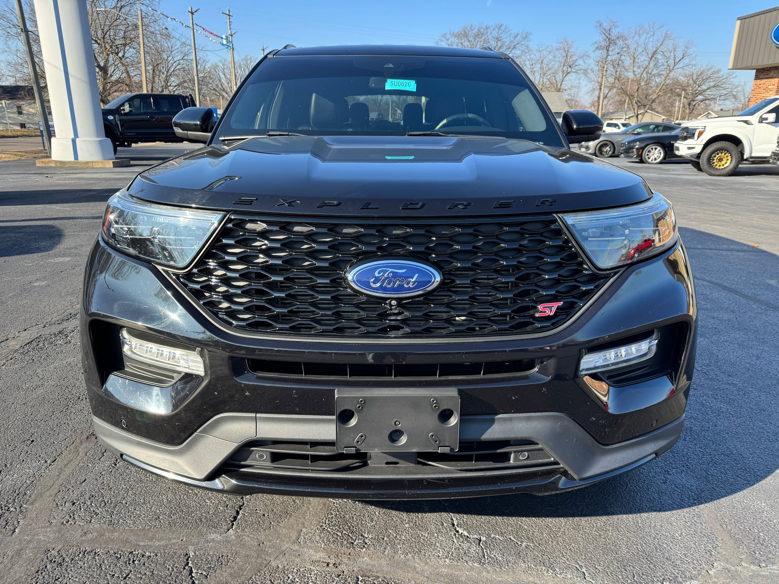 Used 2020 Ford Explorer ST AWD/4WD image 2
