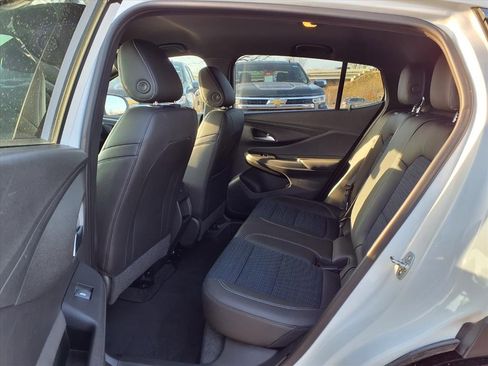 Certified 2025 Buick Envista Preferred image 11