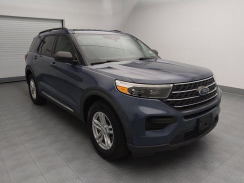 Used 2021 Ford Explorer XLT RWD image 13