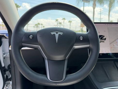 Used 2022 Tesla Model 3 RWD image 14