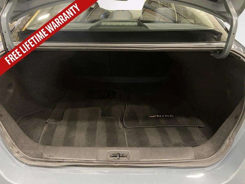 Used 2024 Nissan Sentra SV FWD image 29