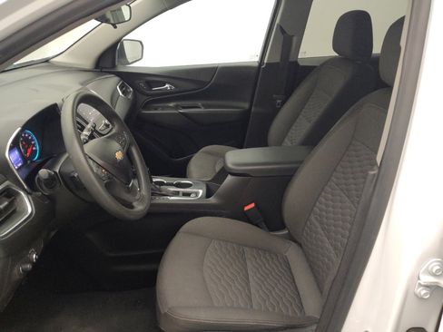 Used 2021 Chevrolet Equinox LT image 17