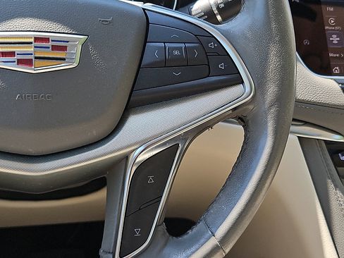 Certified 2023 Cadillac XT5 Premium Luxury AWD/4WD image 23