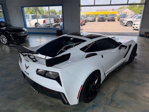 Used 2019 Chevrolet Corvette ZR1 RWD image 20