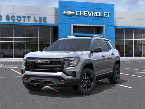 New 2026 GMC Terrain AT4 w/ LPO, Black Badging Package AWD/4WD image 6