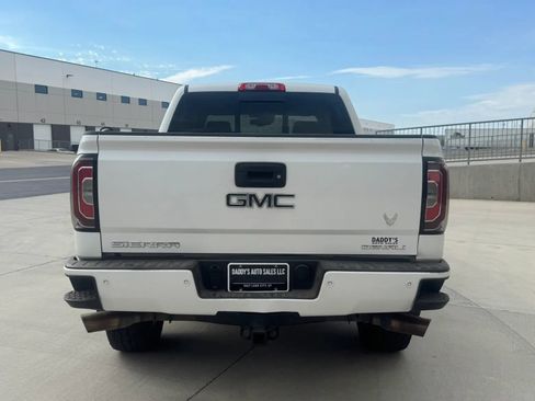 Used 2017 GMC Sierra 1500 Denali AWD/4WD image 4