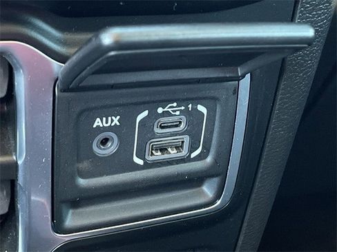 Used 2022 Jeep Gladiator Rubicon w/ LED Lighting Group image 19