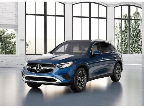 Used 2026 Mercedes-Benz GLC 300 4MATIC image 40
