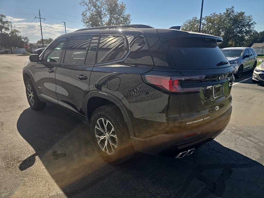 Used 2025 GMC Acadia AT4 w/ Super Cruise Package AWD/4WD image 7