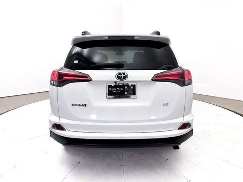 Used 2017 Toyota RAV4 LE FWD image 14