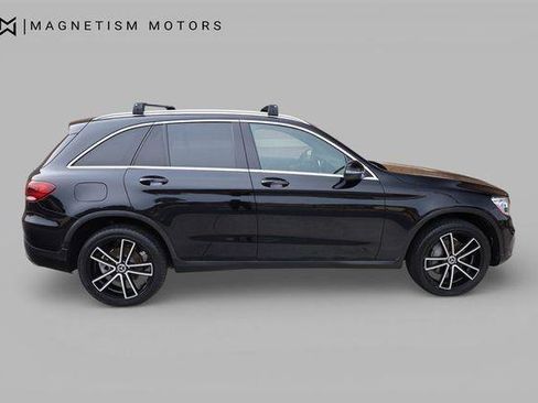 Used 2020 Mercedes-Benz GLC 300 4MATIC image 4