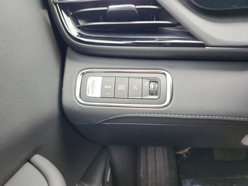 New 2025 Buick Enclave Sport Touring w/ Power Package image 17