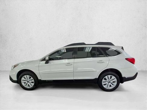 Used 2019 Subaru Outback 2.5i Premium AWD/4WD image 9