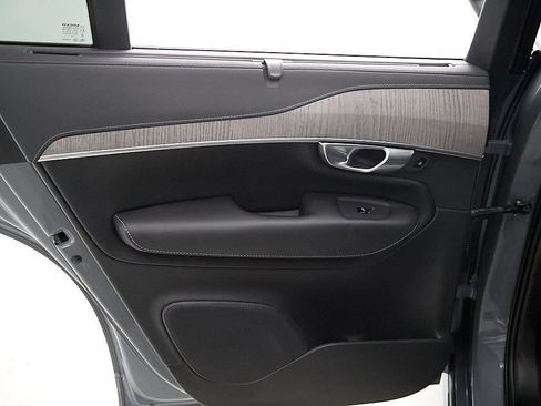 Certified 2023 Volvo XC90 T8 Ultimate w/ Protection Package Premier AWD/4WD image 21