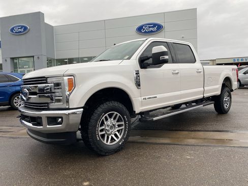 Used 2019 Ford F350 Lariat w/ Lariat Ultimate Package image 28