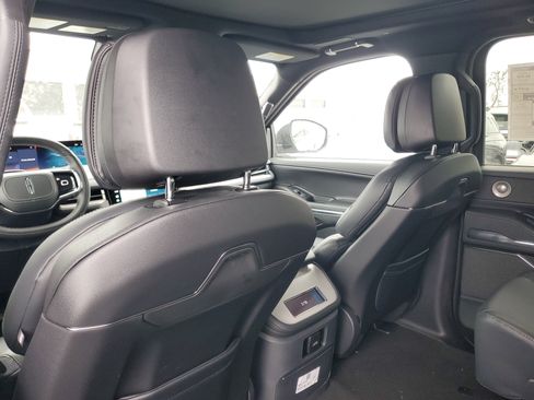 New 2026 Lincoln Navigator L Reserve w/ Jet Appearance Package AWD/4WD image 28