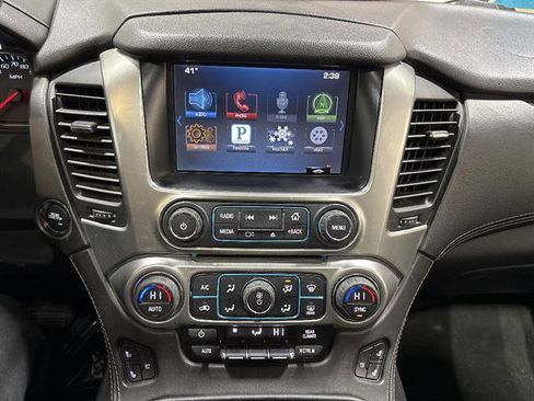 Used 2015 Chevrolet Suburban LTZ AWD/4WD image 10