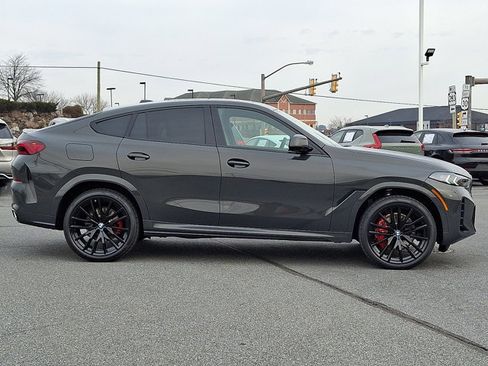 New 2026 BMW X6 xDrive40i image 7